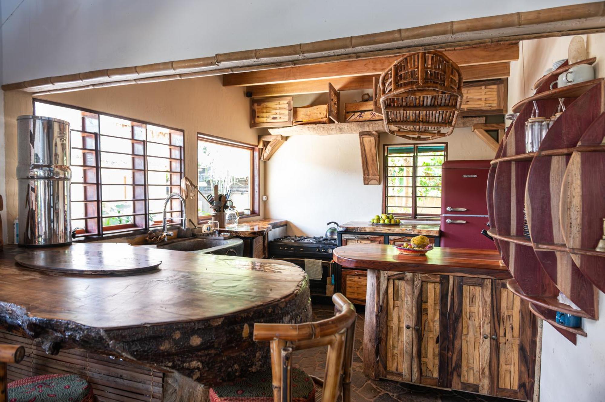 Shambala Madagascar: Beachfront Lodge And Adventures Ambolobozo エクステリア 写真