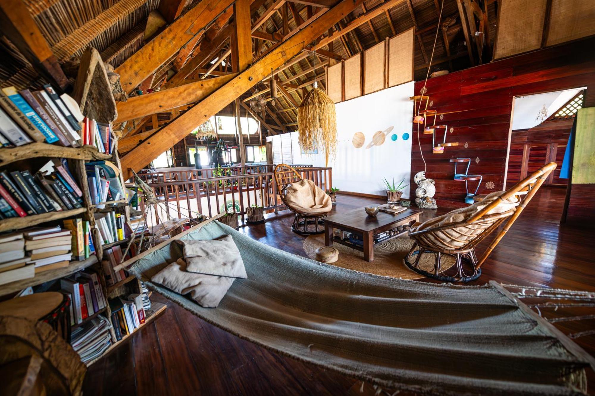 Shambala Madagascar: Beachfront Lodge And Adventures Ambolobozo エクステリア 写真