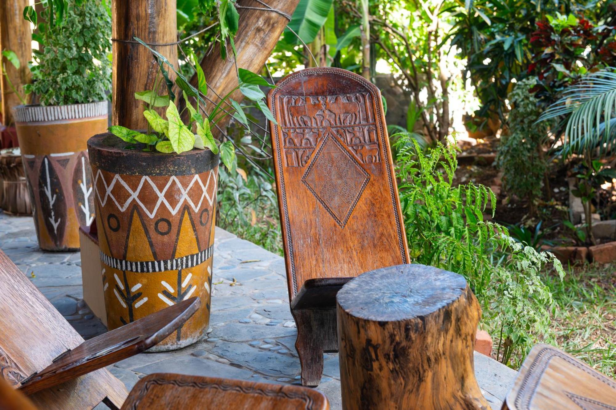 Shambala Madagascar: Beachfront Lodge And Adventures Ambolobozo エクステリア 写真